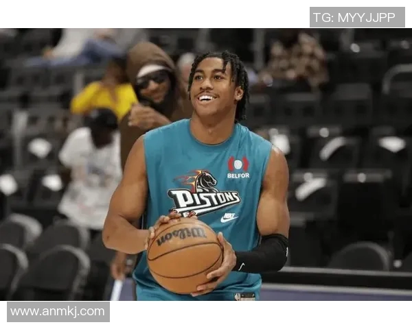 杰登艾维的篮球之路:从大学明星到NBA新星的成长历程