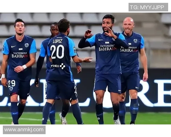 特鲁瓦与瓦朗谢激战正酣谁将赢得法甲赛季的关键三分